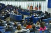 Più Estreme e un piccolo Centro nel Parlamento europeo