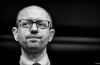 Yatsenyuk spera di Negoziazione – Sanzioni dell’UE contro Putin Elite