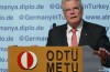 Gauck legge Erdogan ad Ankara, i Leviti
