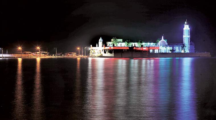 Kvinner og rett til å tilbe: ‘kontrollert’ tilgang på Haji Ali Dargah