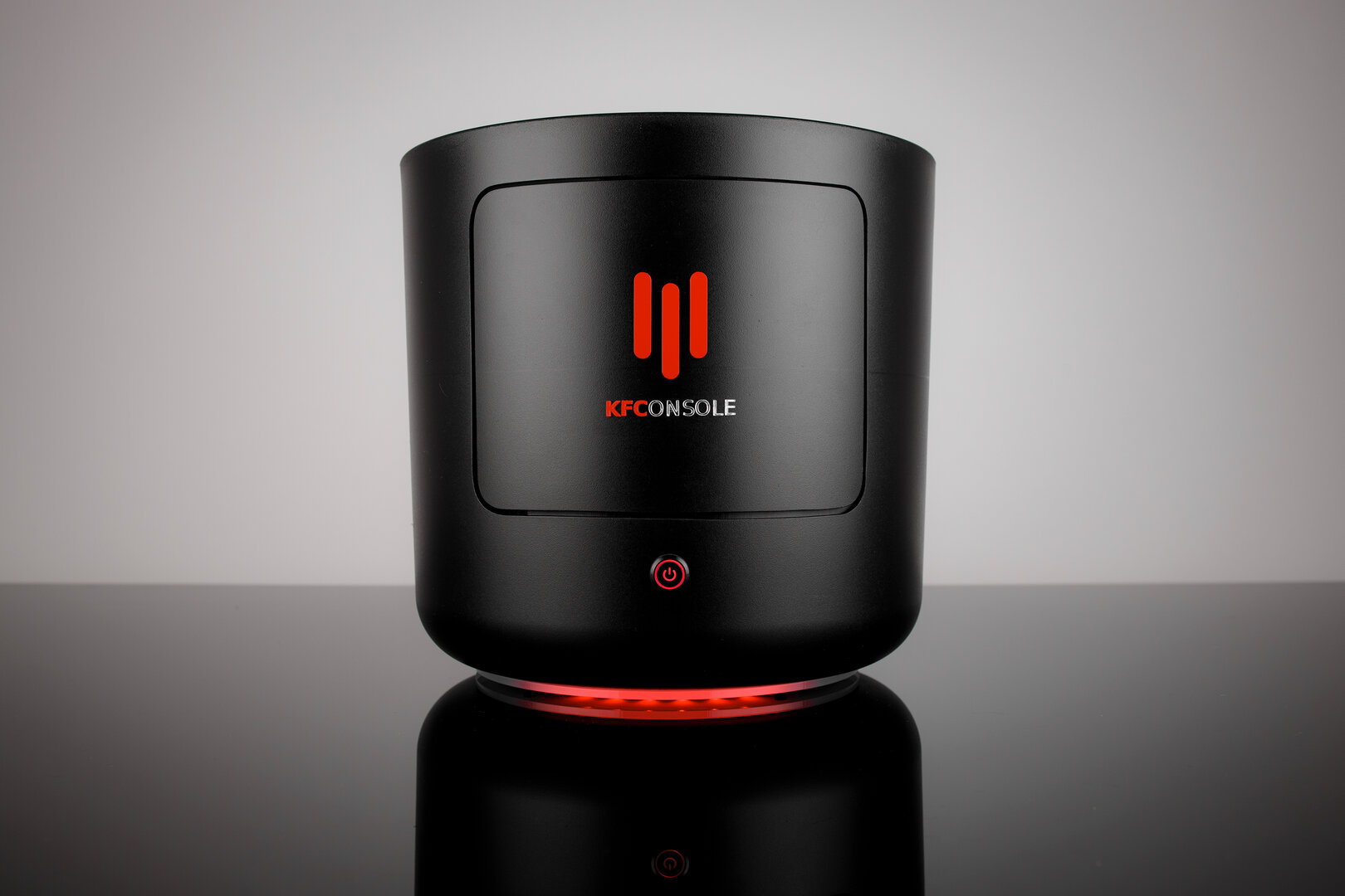 KFConsole: Mini-Spiele-PC mit Intel NUC 9 Extreme und GeForce RTX