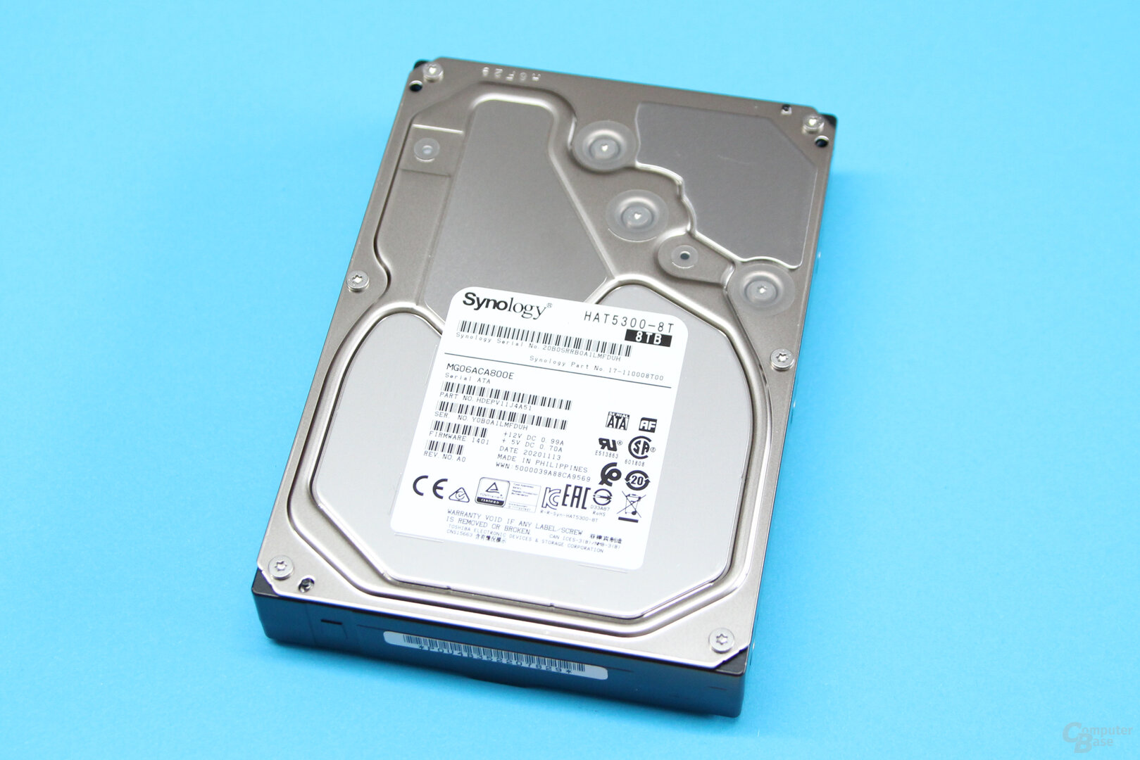 Synology HAT5300 im Test: HDD-Debüt für die eigenen NAS mit 8, 12 und 16 TB