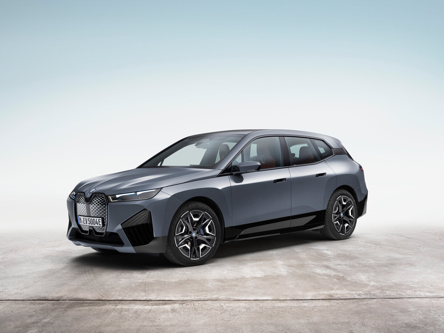 BMW: Preise des iX, Bilder des i4 und die Strategie bis 2030