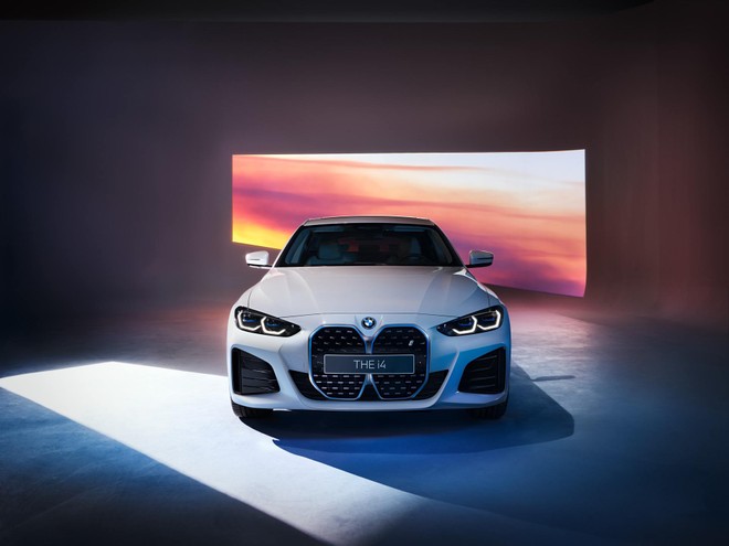 BMW i4, al Salone di Shanghai si fa vedere la M Sport