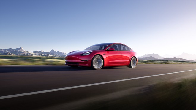 Tesla potrebbe puntare a 1 milione di auto prodotte nel 2021