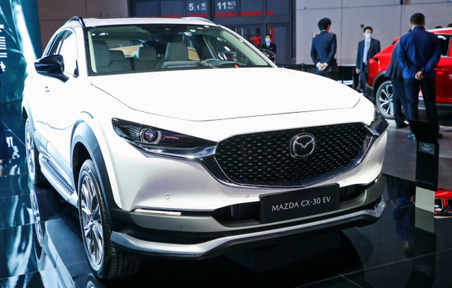 Mazda CX-30, al Salone di Shanghai debutta la versione elettrica