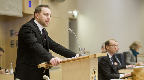 SD-kravet: Hissa Israels flagga över Rosenbad