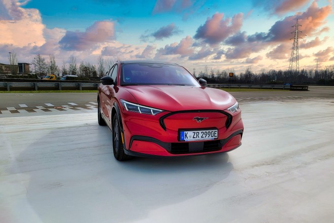 Ford focuses on OTA updates thanks to the Power-Up service