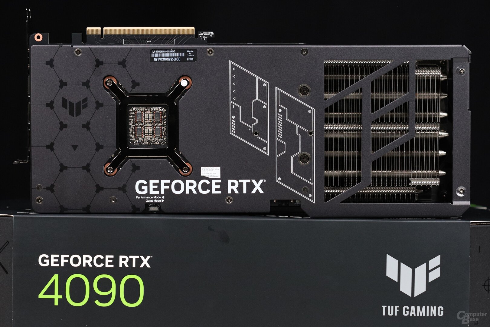Asus GeForce RTX 4090 TUF im Test: Größer und leiser als die Founders ...