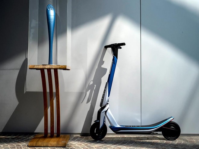 Helbiz One, the electric scooter signed by Pininfarina available for  pre-order | AllInfo